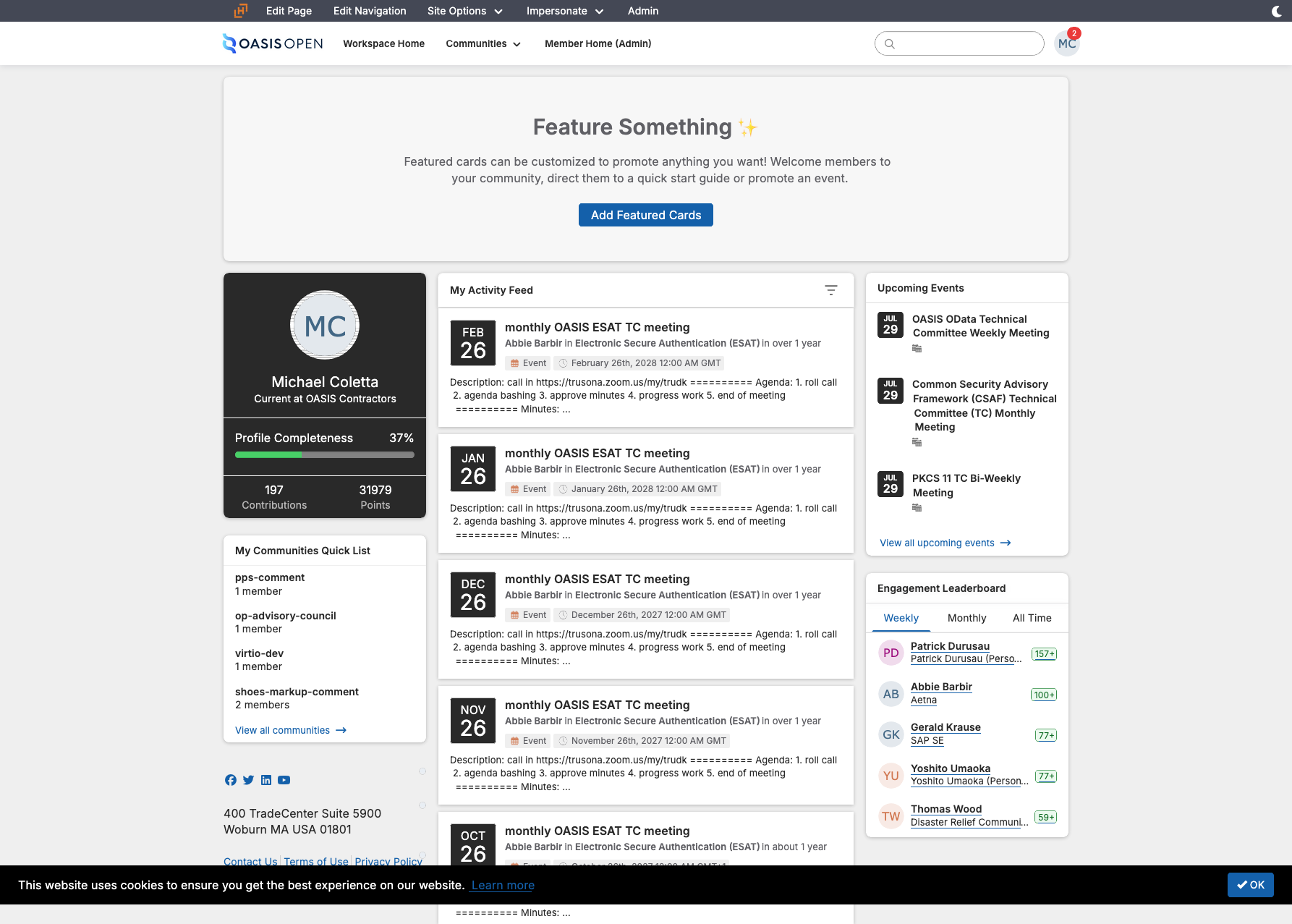 the platform landing page while signed in as an administrator, with the administrative entry point visible in the navigation next to the ordinary member links